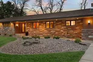 706 23rd St SW, Austin, MN 55912 - Photo 3