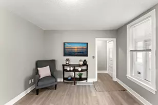 303 Cesar Chavez St, Saint Paul, MN 55107 - Photo 17