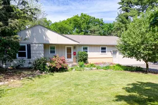3613 Robin Ln, Hopkins, MN 55305 - Photo 1