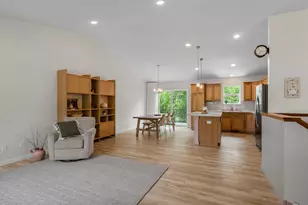 930 Breckenridge Ln, Montrose, MN 55363 - Photo 5