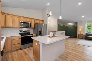 930 Breckenridge Ln, Montrose, MN 55363 - Photo 7