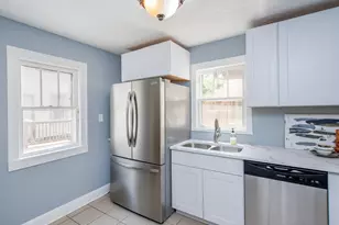 912 Fremont Ave, Saint Paul, MN 55106 - Photo 11