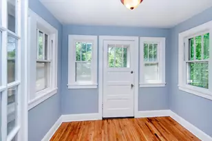 912 Fremont Ave, Saint Paul, MN 55106 - Photo 9