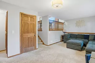 876 Curry Trail, Eagan, MN 55123 - Photo 23