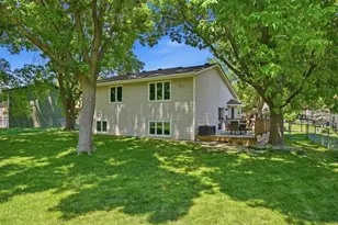 876 Curry Trail, Eagan, MN 55123 - Photo 41