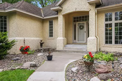 1711 Little Crow Drive, South Saint Paul, MN 55075 - Photo 3