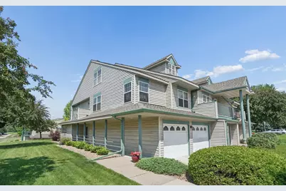104 Morningside Drive NE, Hutchinson, MN 55350 - Photo 1