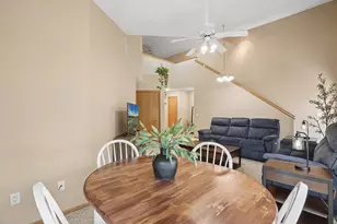 104 Morningside Dr NE, Hutchinson, MN 55350 - Photo 9