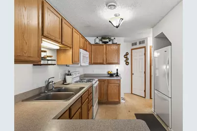 20646 Brennan Path, Farmington, MN 55024 - Photo 15