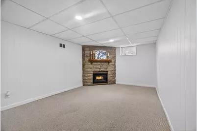 4943 Washington Street NE, Columbia Heights, MN 55421 - Photo 17