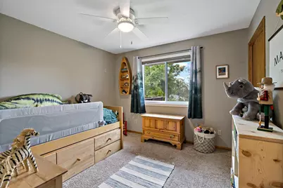 1896 Adele Street, Maplewood, MN 55109 - Photo 33