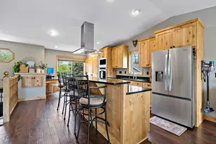 1896 Adele St, Maplewood, MN 55109 - Photo 21