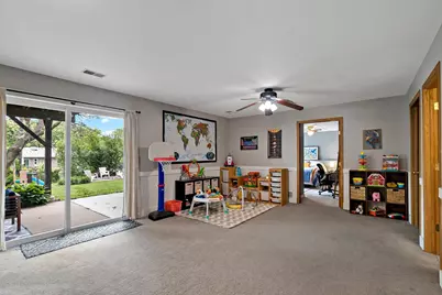 1896 Adele Street, Maplewood, MN 55109 - Photo 41