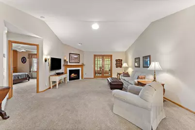 2618 Rosetown Court, Roseville, MN 55113 - Photo 13