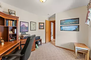 2618 Rosetown Ct, Roseville, MN 55113 - Photo 19