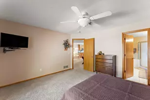 2618 Rosetown Ct, Roseville, MN 55113 - Photo 21
