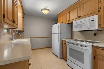 8117 Iris Drive N, Brooklyn Park, MN 55428 - Photo 15