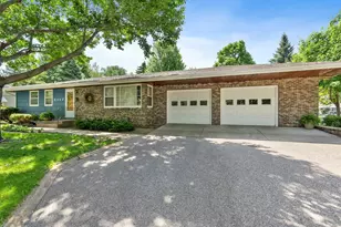 8117 Iris Dr N, Brooklyn Park, MN 55428 - Photo 5