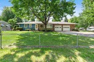 8117 Iris Dr N, Brooklyn Park, MN 55428 - Photo 3
