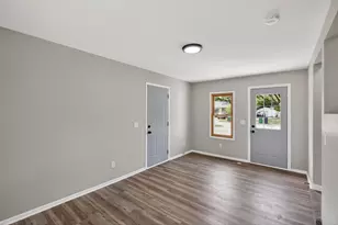 6018 Camden Ave N, Brooklyn Center, MN 55430 - Photo 15