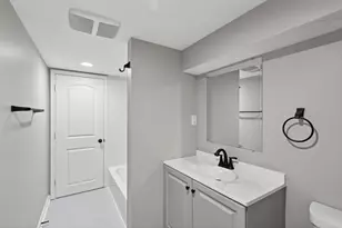 6018 Camden Ave N, Brooklyn Center, MN 55430 - Photo 27