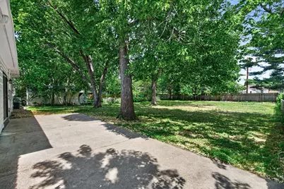 6018 Camden Avenue N, Brooklyn Center, MN 55430 - Photo 35