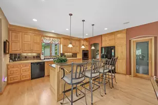 16608 73rd Ave N, Maple Grove, MN 55311 - Photo 5