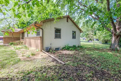 8324 62nd Avenue N, Brooklyn Park, MN 55428 - Photo 5