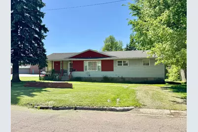 508 2nd Street SE, Pelican Rapids, MN 56572 - Photo 1