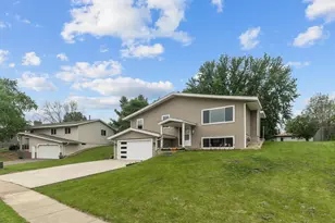 4990 148th Path W, Apple Valley, MN 55124 - Photo 3