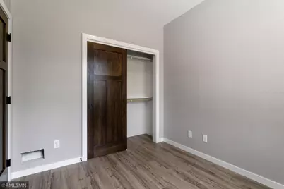 406 Kottke Court SE, Hutchinson, MN 55350 - Photo 9