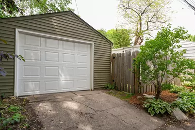 1716 Juliet Avenue, Saint Paul, MN 55105 - Photo 51