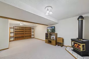 4335 Valley Dr NW, Rochester, MN 55901 - Photo 15