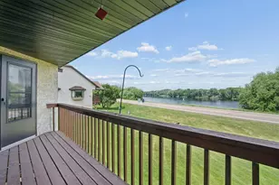 660 Riverview Dr, Monticello, MN 55362 - Photo 1