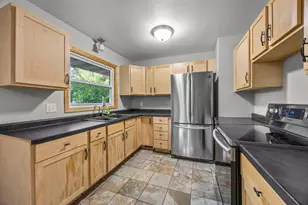 6188 15th St N, Oakdale, MN 55128 - Photo 7