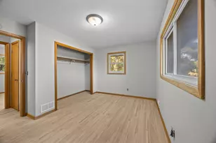 6188 15th St N, Oakdale, MN 55128 - Photo 11