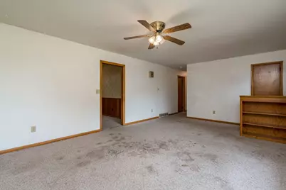 395 W Minnesota Street, Le Center, MN 56057 - Photo 5