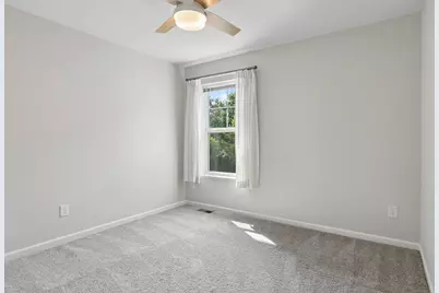 2193 Gateway Curve, North Saint Paul, MN 55109 - Photo 21