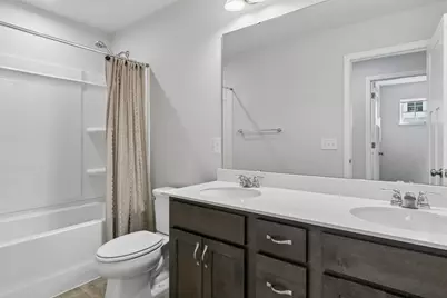2193 Gateway Curve, North Saint Paul, MN 55109 - Photo 25