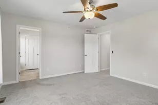 2193 Gateway Curv, North Saint Paul, MN 55109 - Photo 17