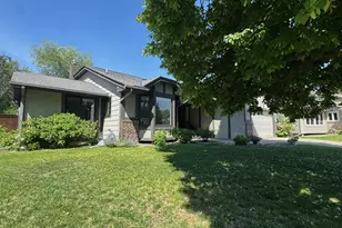 5551 Brickstone Ct, Shoreview, MN 55126 - Photo 1