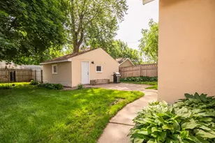 5335 41st Ave S, Minneapolis, MN 55417 - Photo 25