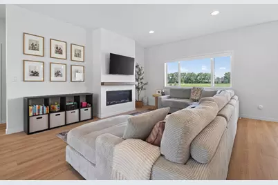 1426 Summerwood Trail W, Dilworth, MN 56529 - Photo 23