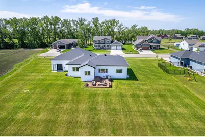 1426 Summerwood Trail W, Dilworth, MN 56529 - Photo 73