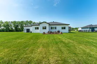 1426 Summerwood Trail W, Dilworth, MN 56529 - Photo 9