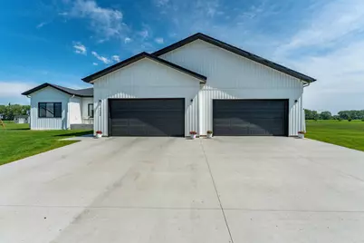 1426 Summerwood Trail W, Dilworth, MN 56529 - Photo 5