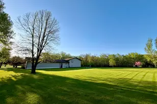 101 17th Ave NE, Roseau, MN 56751 - Photo 7