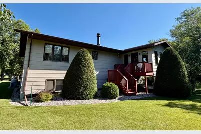 101 17th Avenue NE, Roseau, MN 56751 - Photo 5