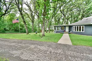 19093 610th Ave, Litchfield, MN 55355 - Photo 3
