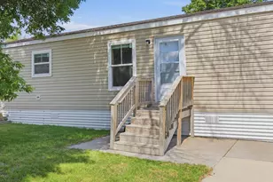 10162 Pierce Pl NE, Blaine, MN 55434 - Photo 3
